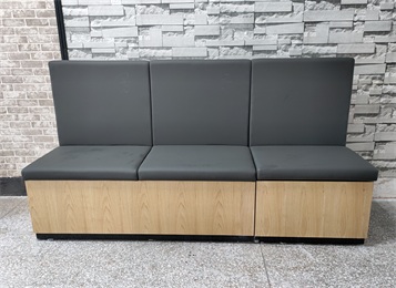 火鍋店中式休閑實(shí)木卡座