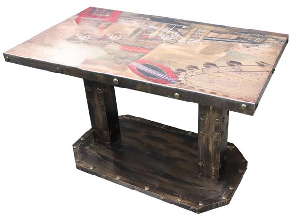 西餐廳主題工業(yè)風方餐桌_仿古實木銅釘鐵皮包邊_定制桌面印花餐桌