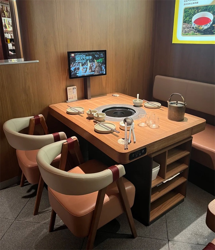 巴奴火鍋桌椅