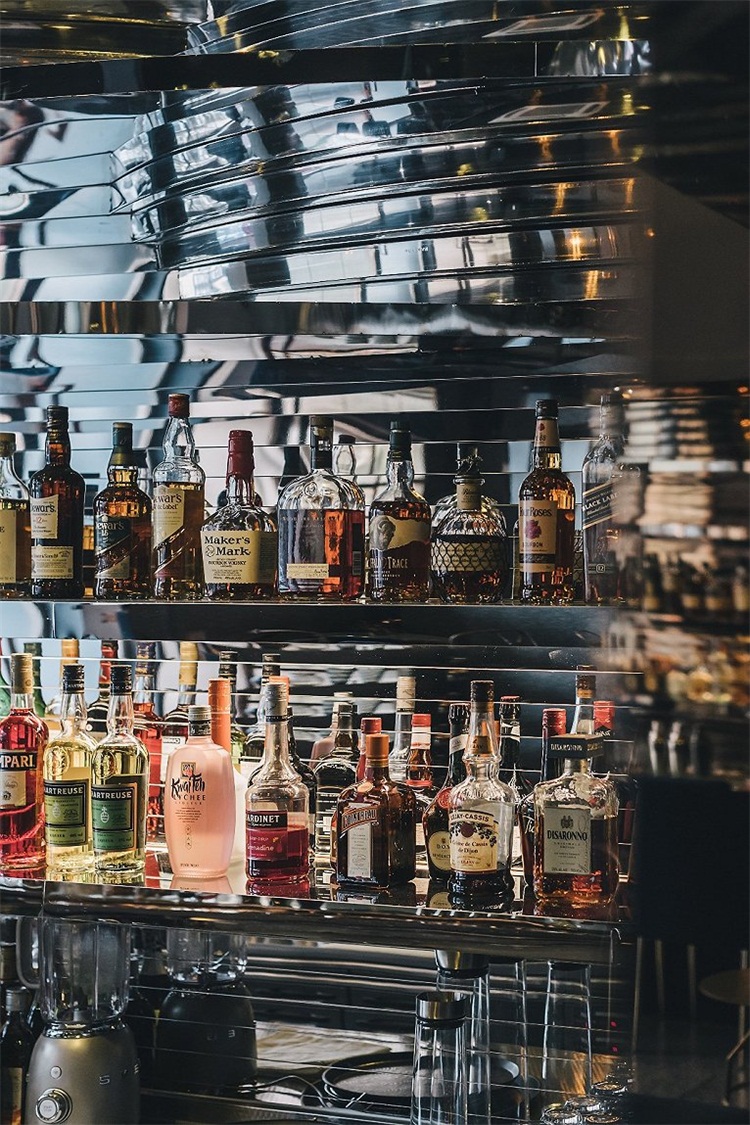 酒吧空間設(shè)計(jì)效果圖